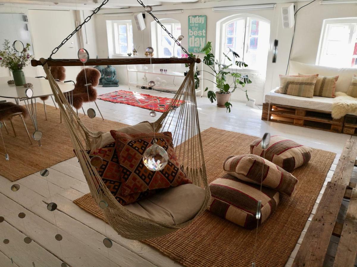 Ferienwohnung A Charming And Beautiful Oasis In The Heart Of Kopenhagen Exterior foto